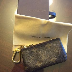 Authentic Louis Vuitton key cles/pouch